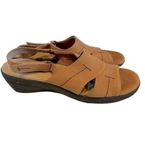 SOFTWALK Women's Cushion Sandals Shoes Beige Size 11 M Leather Open Toe Flats